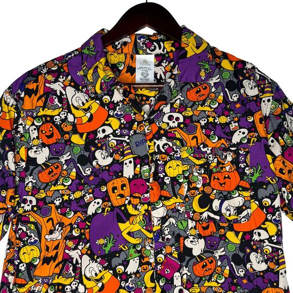 Disney Halloween Button Down Shirt Small Mickey Minnie Donald Daisy Goofy - Picture 2 of 9